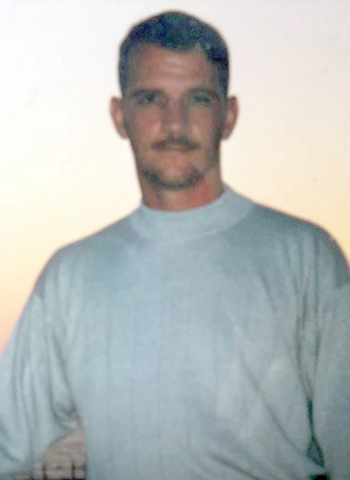 Lawrence Lewis honors Sergeant First Class Jerry Pollatos